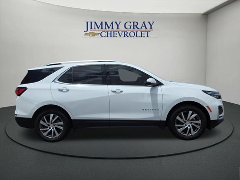 Used 2023 Chevrolet Equinox Premier FWD image 6