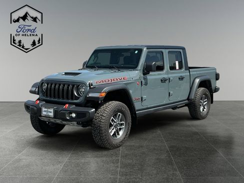 Used 2025 Jeep Gladiator Mojave w/ Convenience Group AWD/4WD image 1