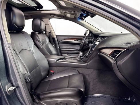 Used 2018 Cadillac CTS Premium Luxury image 36