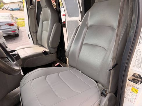Used 2011 Ford E-150 and Econoline 150 w/ Commercial Cargo Van Pkg RWD image 8
