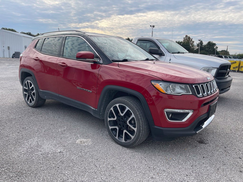 Used 2020 Jeep Compass Limited w/ Luxury Seat Group AWD/4WD image 5