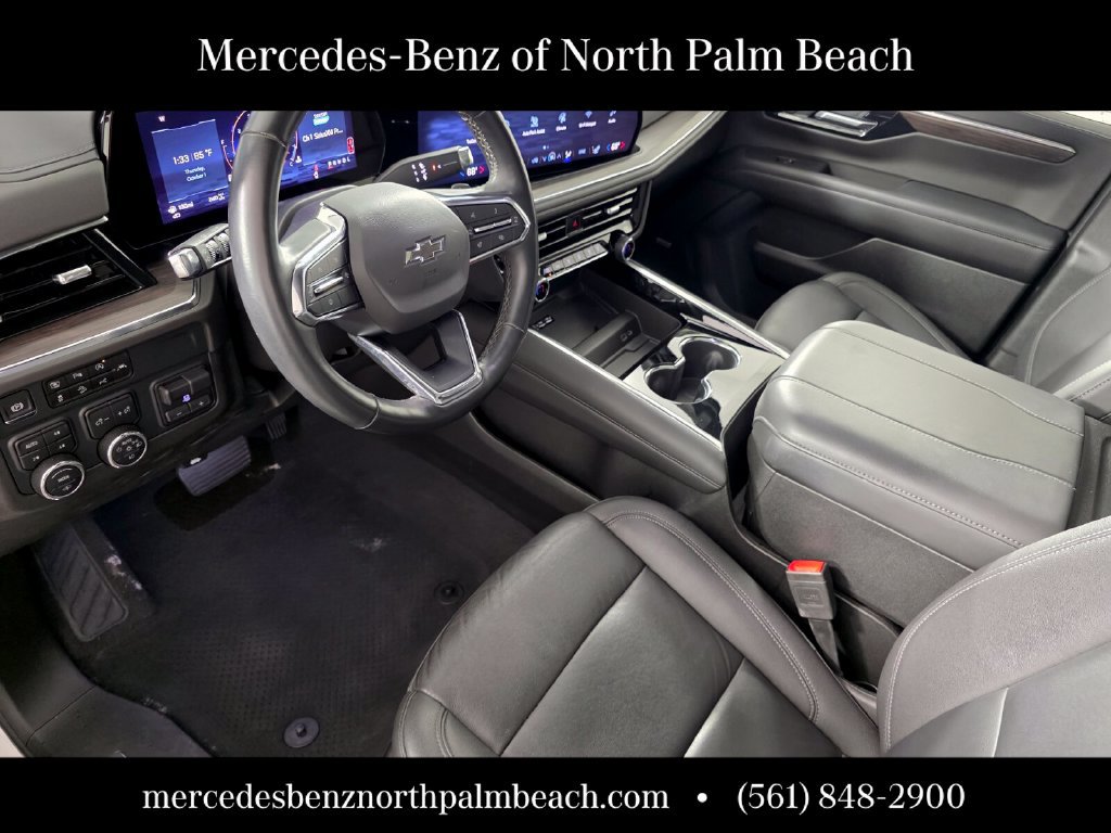 Used 2025 Chevrolet Suburban Z71 w/ Z71 Off-Road Package AWD/4WD image 10
