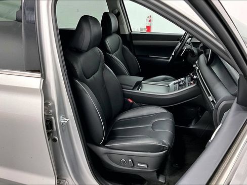 Used 2025 Hyundai Palisade SEL FWD image 9