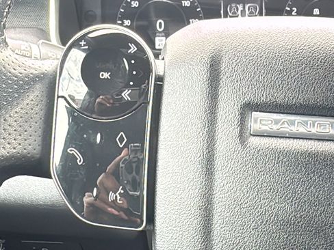 Used 2018 Land Rover Range Rover Sport HSE AWD/4WD image 23