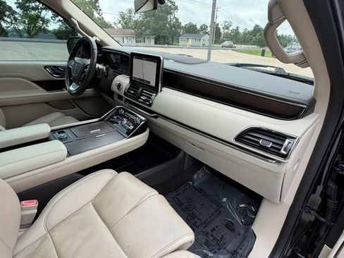 Used 2018 Lincoln Navigator L Reserve w/ Technology Package AWD/4WD image 54