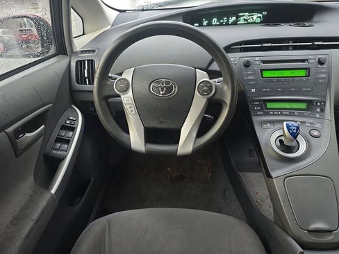 Used 2011 Toyota Prius Three image 7