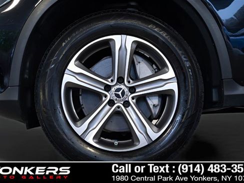 Used 2018 Mercedes-Benz GLC 300 4MATIC image 52