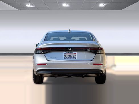 Used 2024 Honda Accord EX image 10