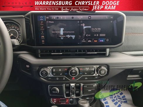 New 2025 Jeep Gladiator Mojave w/ Convenience Group image 20