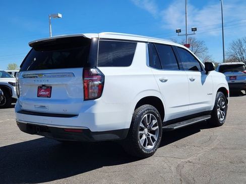 Used 2022 Chevrolet Tahoe LT w/ LT Signature Plus Package image 3