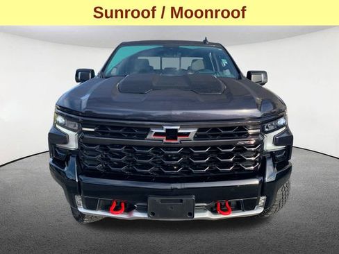 Certified 2022 Chevrolet Silverado 1500 ZR2 w/ Technology Package image 5