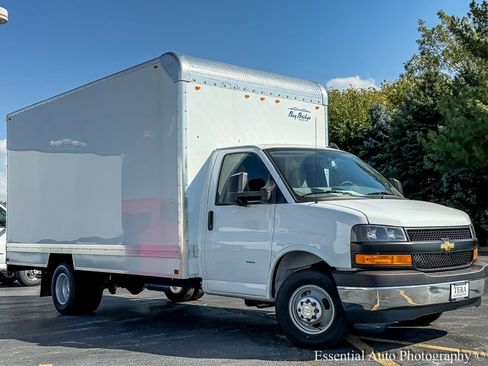 New 2025 Chevrolet Express 3500 1WT w/ Power Convenience Package image 2