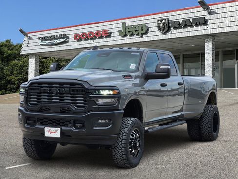 New 2026 RAM 3500 Tradesman image 2