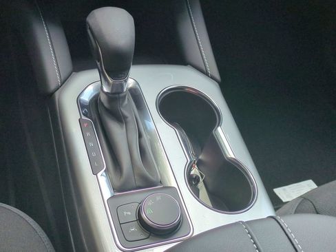 New 2026 Chevrolet Blazer LT w/ Midnight/Sport Edition FWD image 25