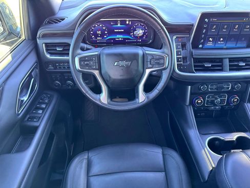 Used 2022 Chevrolet Tahoe Z71 w/ Luxury Package image 24