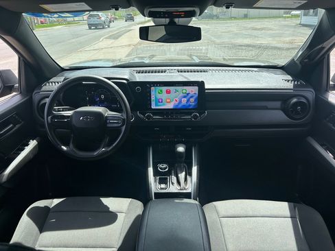 Used 2023 Chevrolet Colorado Trail Boss w/ Advanced Trailering Package AWD/4WD image 35