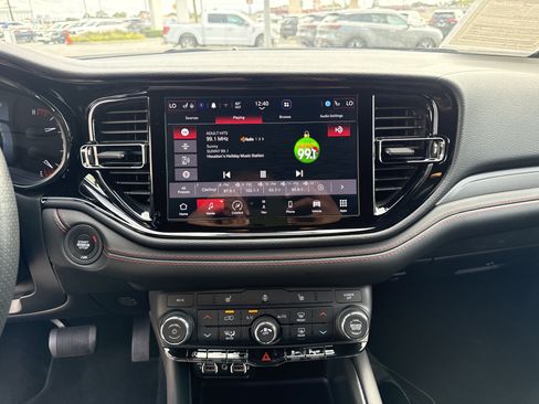 Used 2025 Dodge Durango GT image 20
