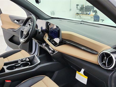 New 2026 Chevrolet Equinox ACTIV FWD image 39