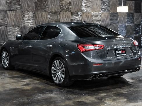Used 2016 Maserati Ghibli image 12