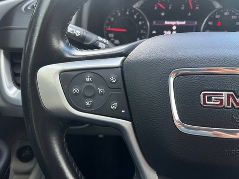 Used 2022 GMC Terrain SLT FWD image 17