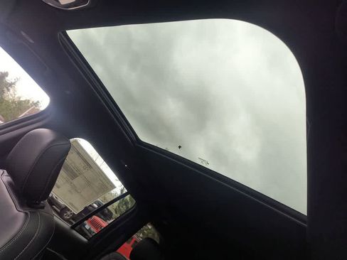 New 2026 Jeep Grand Cherokee Limited image 22