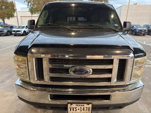 Used 2013 Ford E-350 and Econoline 350 XLT image 6