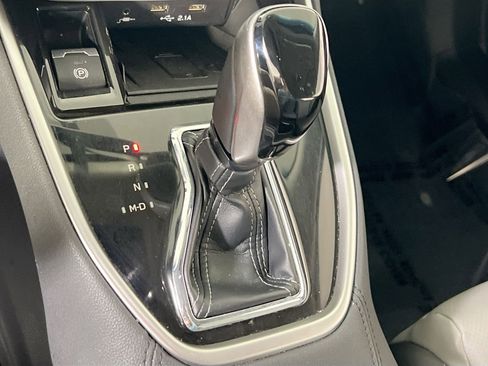 Used 2022 Subaru Outback Limited XT image 17