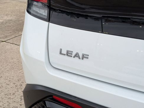 New 2026 Nissan Leaf SV+ w/ Floor Mat Package (SV+) image 32