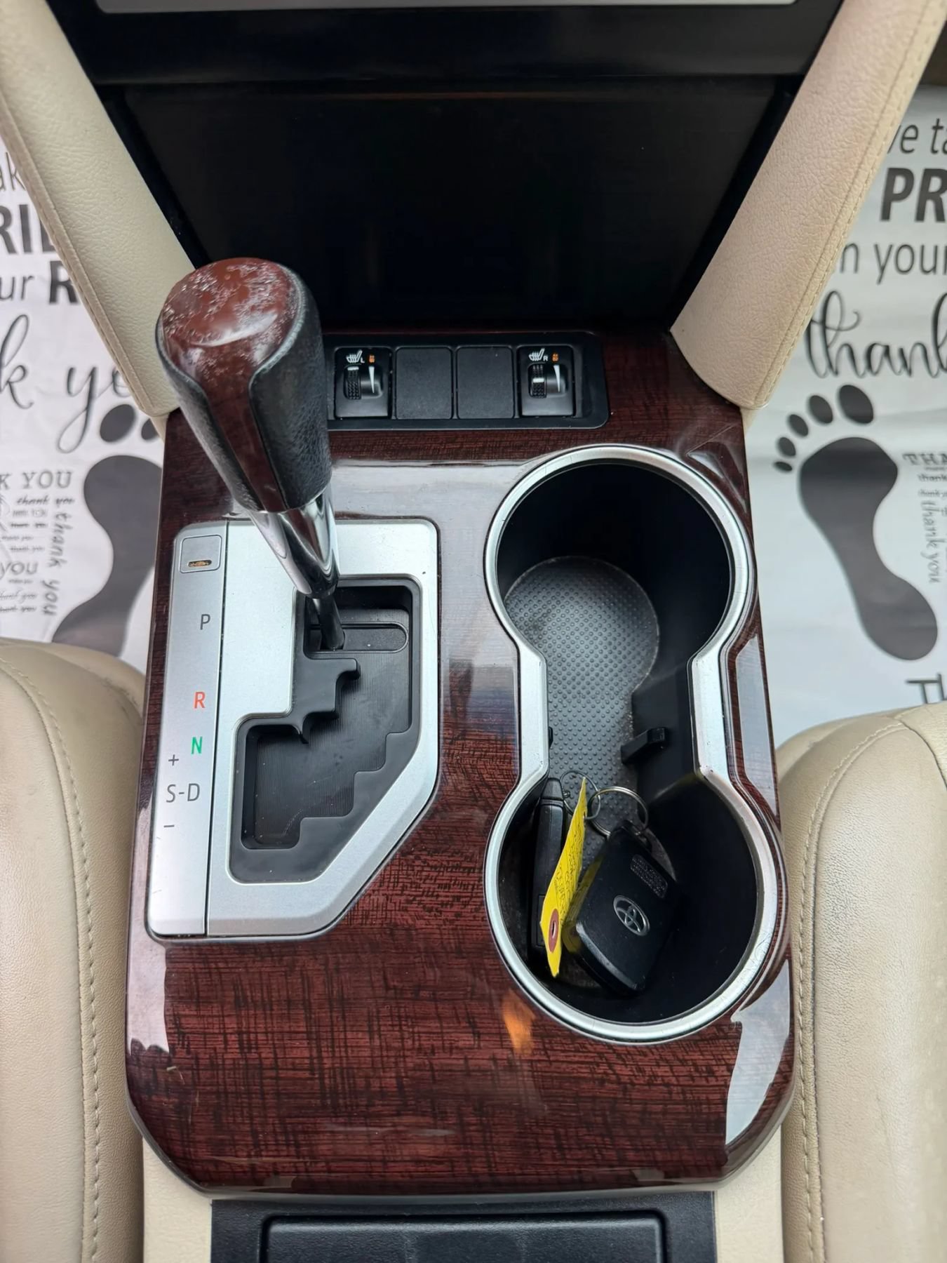 Used 2012 Toyota Camry XLE w/ Leather Pkg FWD image 22