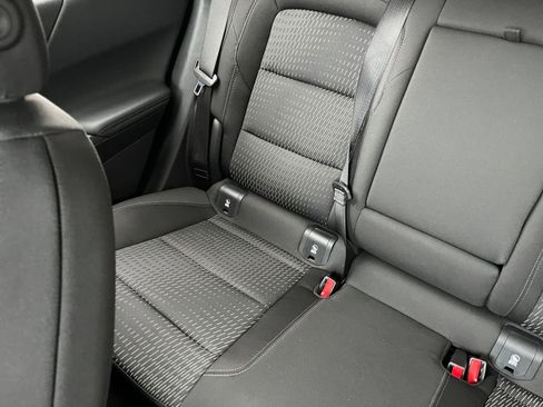 Used 2025 Chevrolet Equinox LT image 39