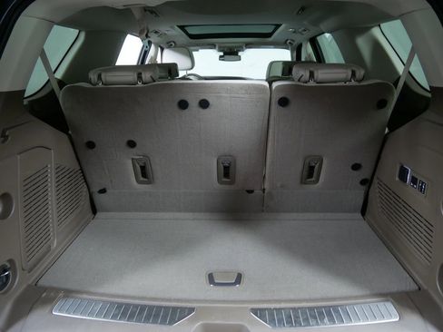 Used 2024 GMC Yukon Denali image 5