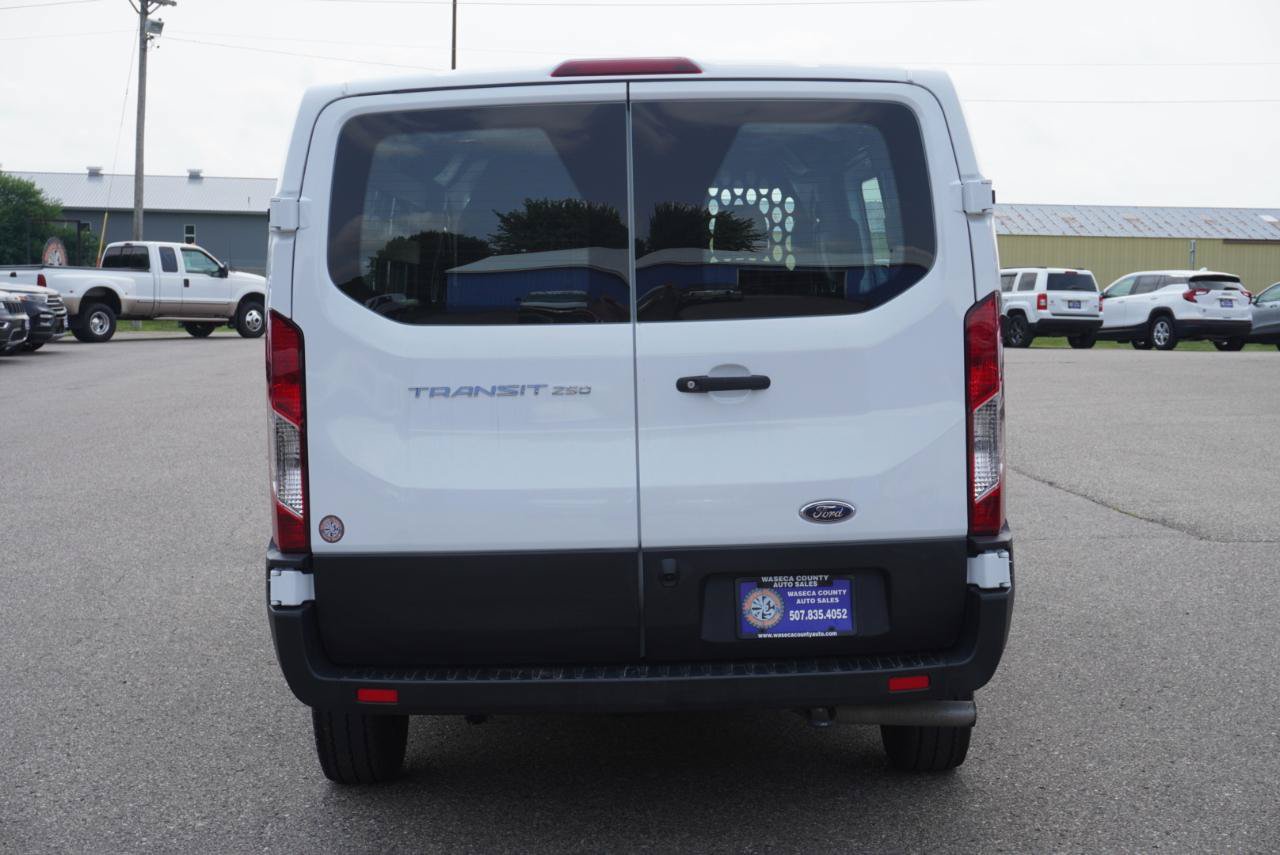 Used 2025 Ford Transit 250 Low Roof w/ Exterior Upgrade Package RWD image 4