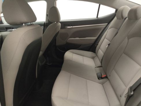 Used 2020 Hyundai Elantra SEL FWD image 18