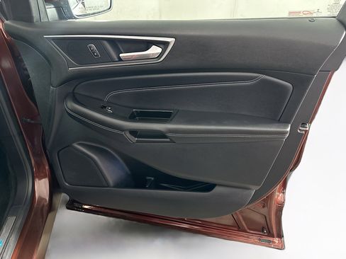 Used 2015 Ford Edge Titanium w/ Equipment Group 302A image 32