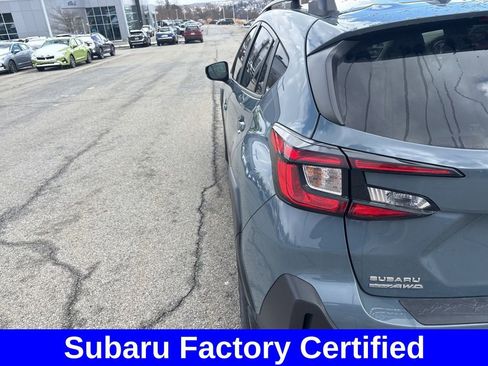 Used 2024 Subaru Crosstrek 2.0i Premium image 4