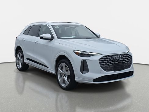 New 2025 Audi Q5 Premium Plus image 3