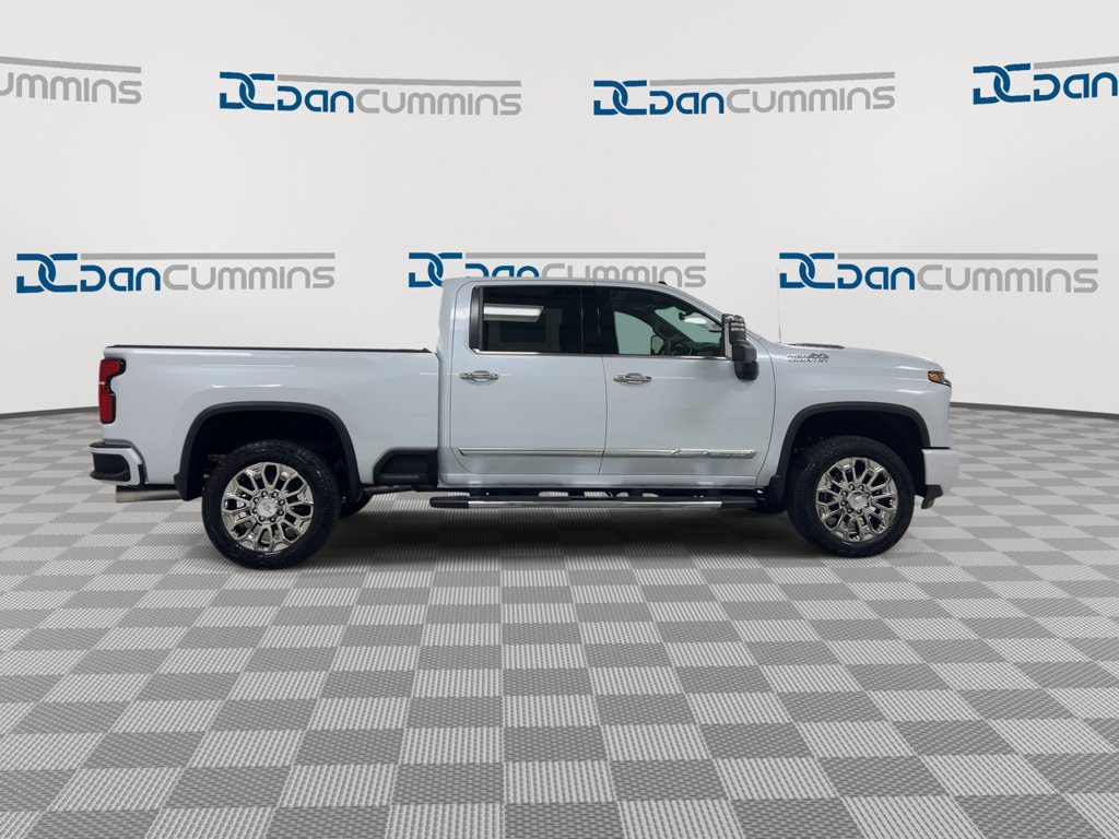 New 2026 Chevrolet Silverado 2500 High Country w/ High Country Premium Package AWD/4WD image 9