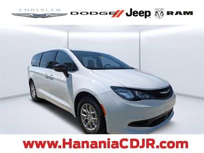 New 2025 Chrysler Voyager LX
