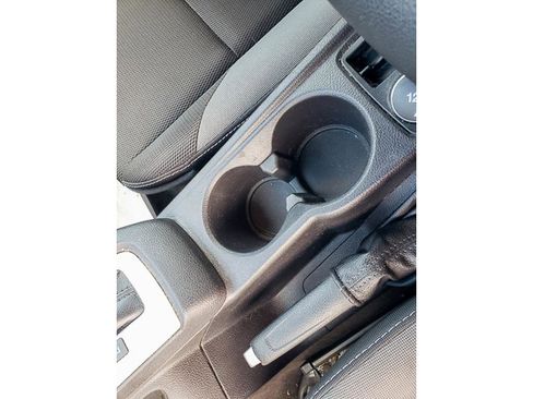 Used 2014 Ford Focus SE image 12