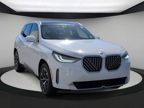 Used 2026 BMW X3 xDrive30i w/ Convenience Package AWD/4WD image 2