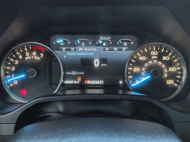 Used 2015 Ford F150 Lariat w/ Equipment Group 502A Luxury RWD image 30