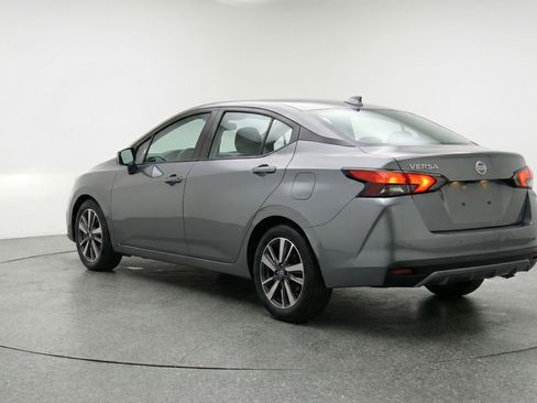 Used 2025 Nissan Versa SV image 6