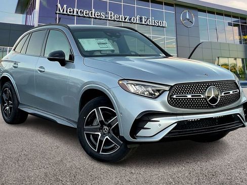 Used 2026 Mercedes-Benz GLC 300 4MATIC image 1