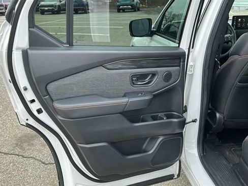 Used 2026 Honda Passport TrailSport image 22