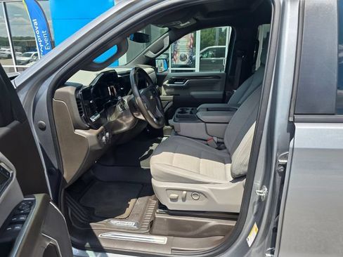 Used 2023 Chevrolet Silverado 1500 LT w/ Safety Package AWD/4WD image 9