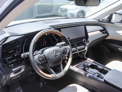 Used 2024 Lexus RX 350 Premium Plus w/ Cold Area Package FWD image 22