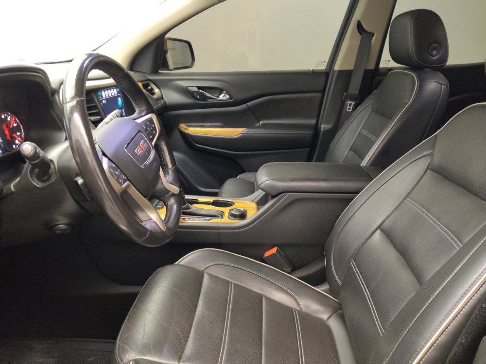 Used 2018 GMC Acadia Denali w/ Technology Package AWD/4WD image 17