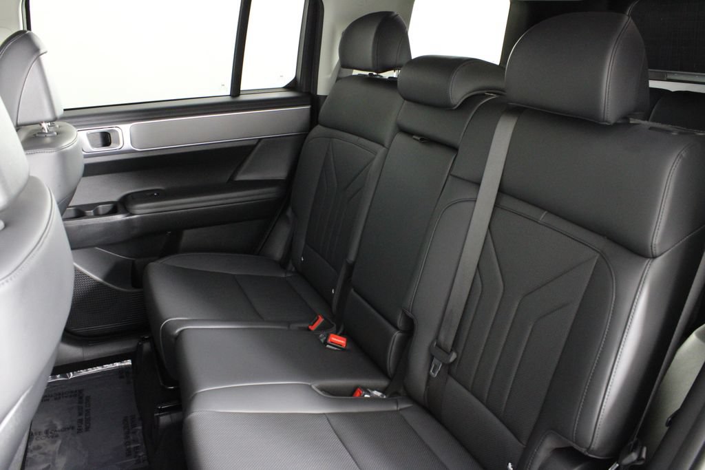 Used 2026 Hyundai Santa Fe SEL FWD image 22