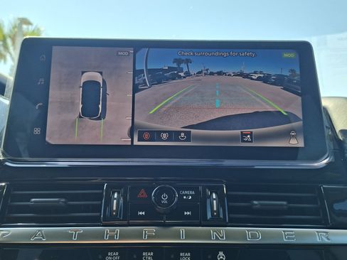 New 2026 Nissan Pathfinder Platinum image 8