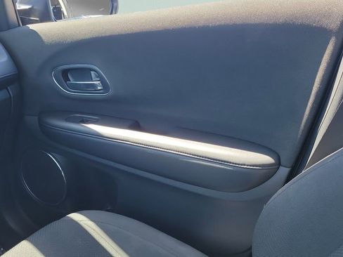 Used 2022 Honda HR-V EX image 16